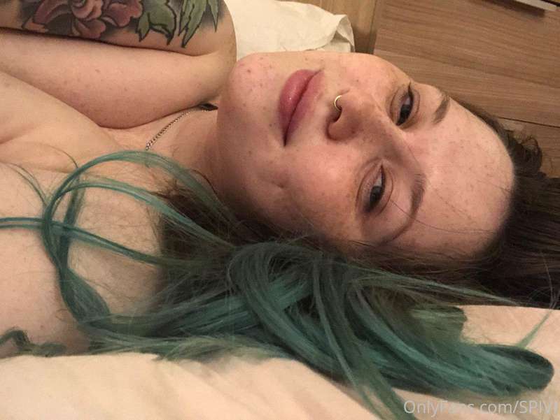 <3 <3 <3 cum on my horny holes 2