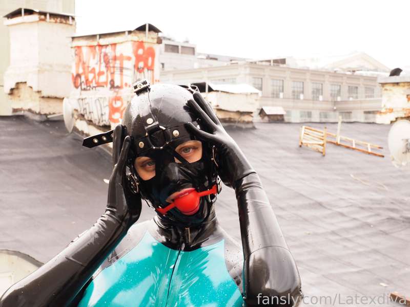 Latexdiva - Fansly - 16 Sep, 2022 7