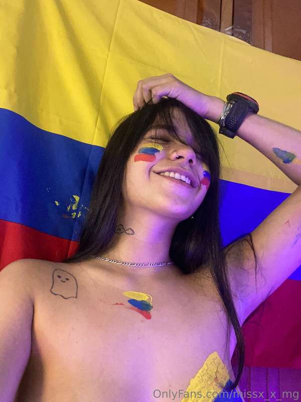 Feliz día de la independencia colombiana🇨🇴 de tu colombiana .. 3