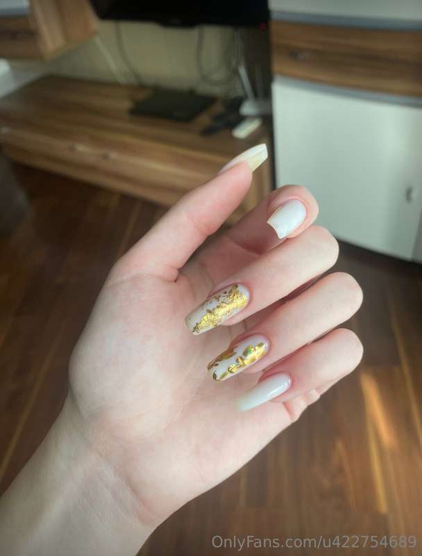 It's not just a manicure, it's a work of art 😍