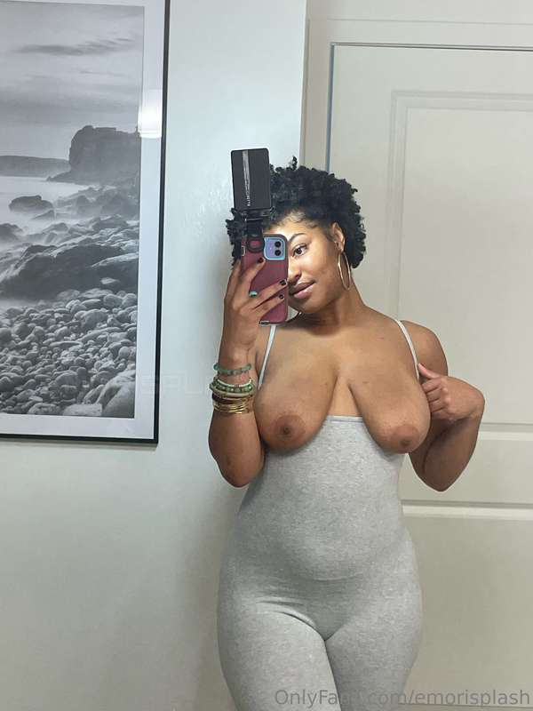 Happy Titty Tuesday Baby 🍈 3