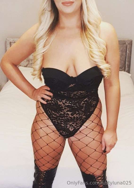 Lustyluna025 - Onlyfans - 03 Sep, 2024