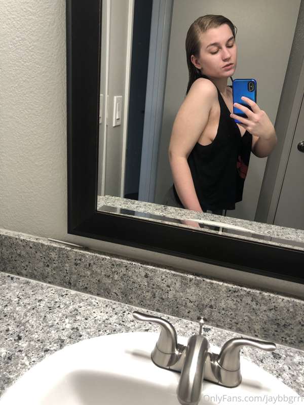 Side boob ✌🏻 11