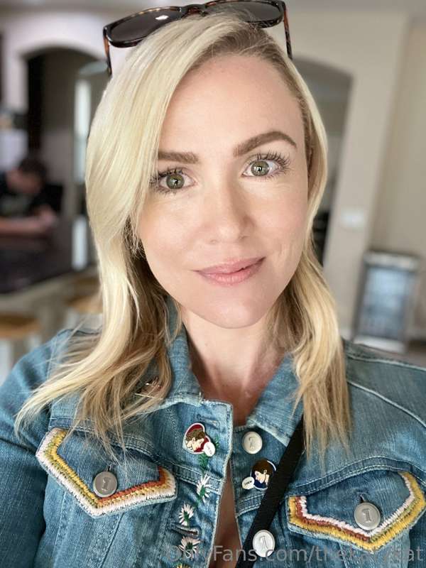Thekatykat - Onlyfans - 14 Oct, 2022