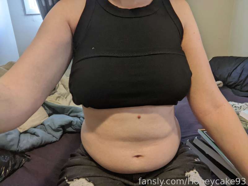 Honeycake93 - Fansly - 05 Feb, 2024 25