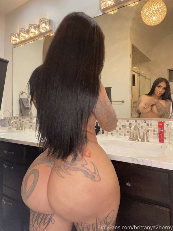 Pull my hair and fuck me from the back🥵 @seebrittanya