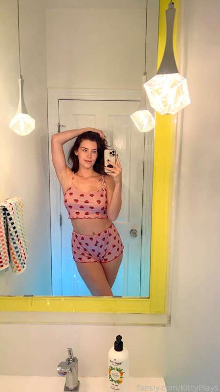 Kittyplays - Fansly - 12 Sep, 2022 1