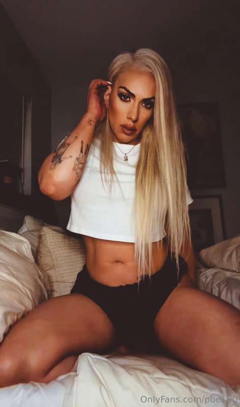 Saturday vibes got me feeling rested and rejuvenated 🥰💋