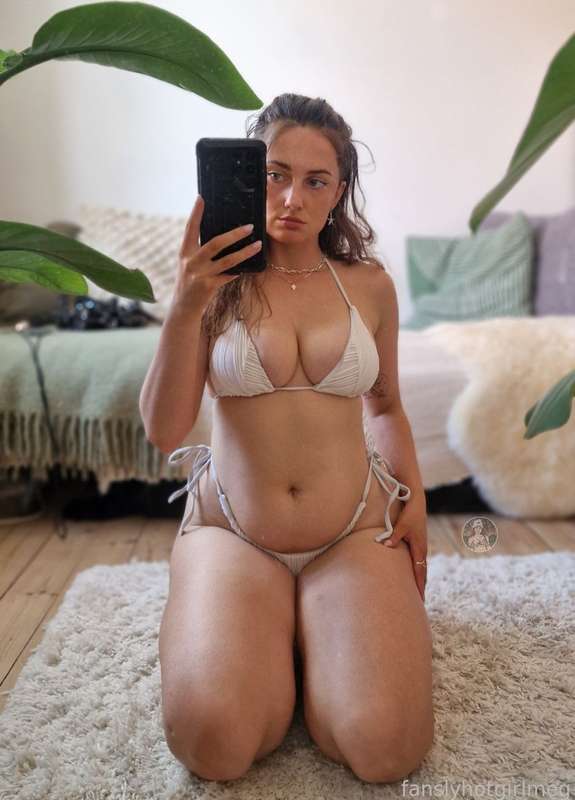 Hotgirlmeg - Fansly - 15 Nov, 2024
