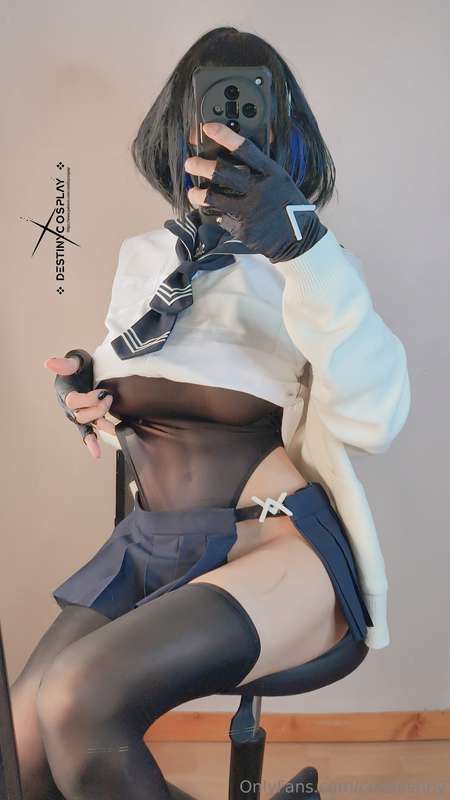 oc outfit working for future project  7