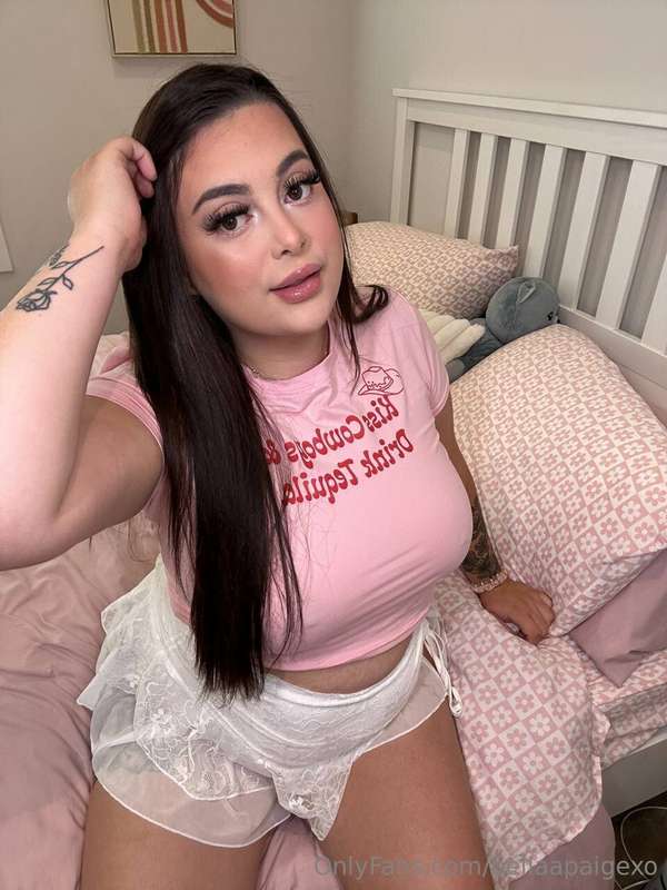 if i’m not your favorite yet, just wait 💕