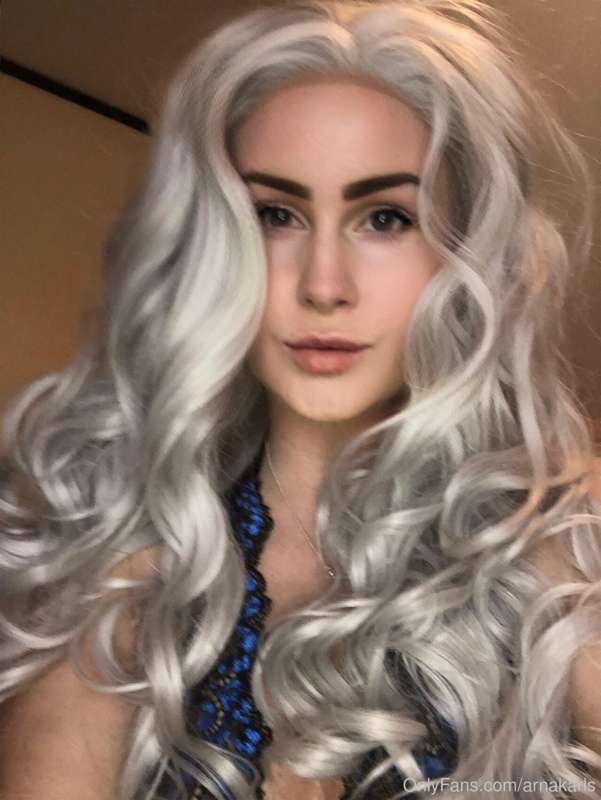 Playing with wigs. Yes the front part will be cut off so no ..