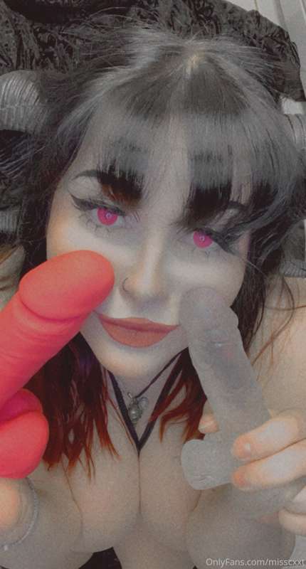 Also if you want to see more explicit pics of this set check..