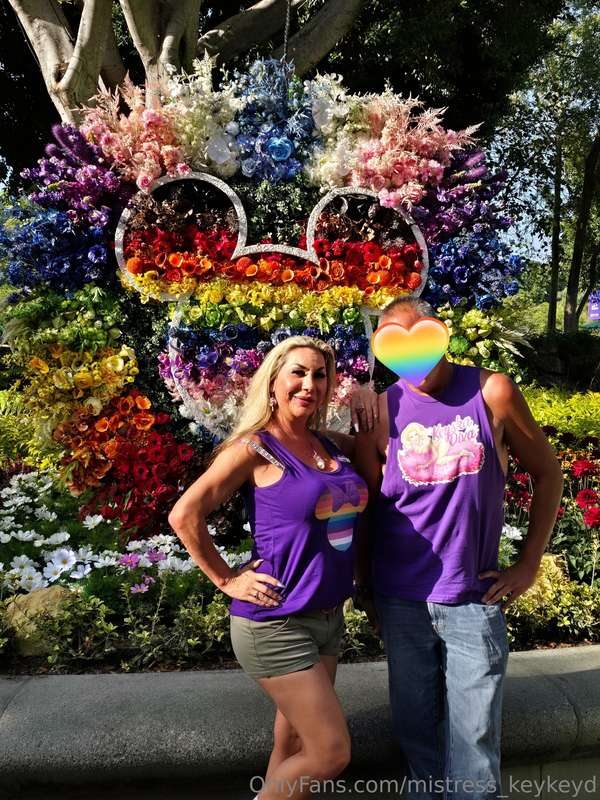Happy Pride my naughty boys!!! Shout out to all you who tip .. 5
