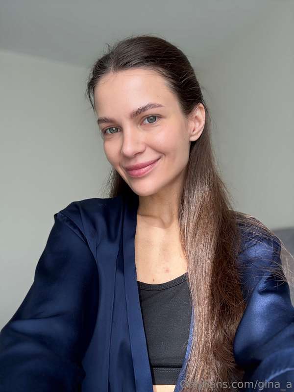 Sometimes the most confident look starts with… pajamas and a..