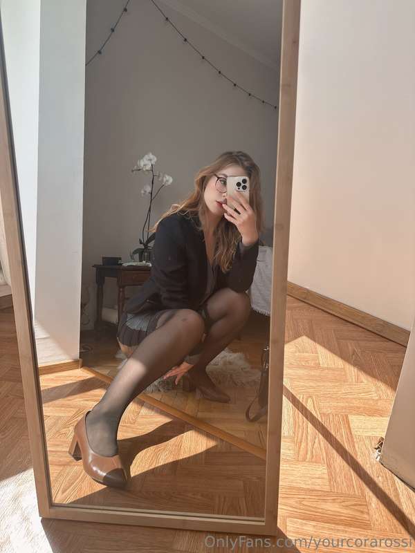 I came home from work tired and saw you at home👀👉🏻👈🏻 vidis a.. 6