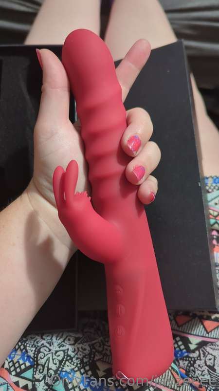Getting off watching my favorite videos 🥵 and on this lovely..