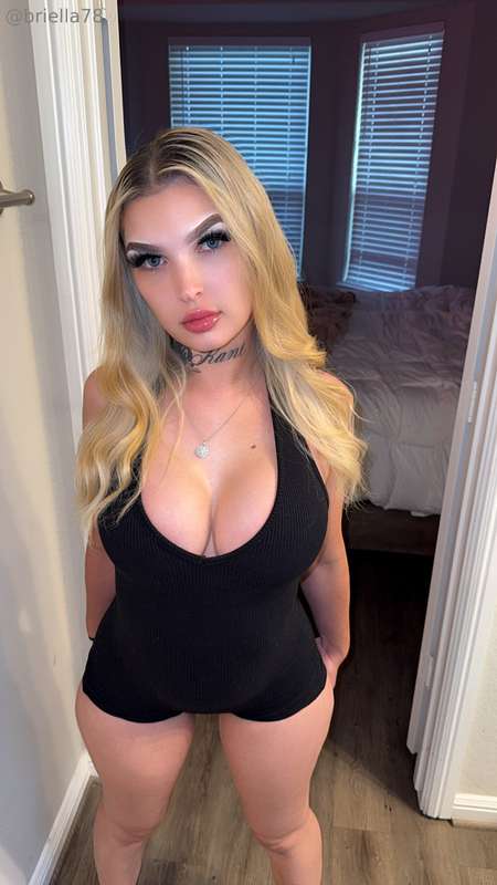 Good morning who trying to sext to help me cum dm me $ 