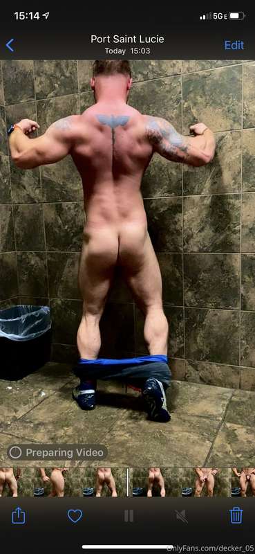 Dump truck of an ass and a built back shoulders and arms to ..