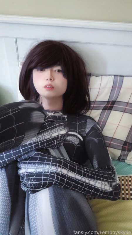 Femboyskylie - Fansly - 2025-07-12T09:27:10