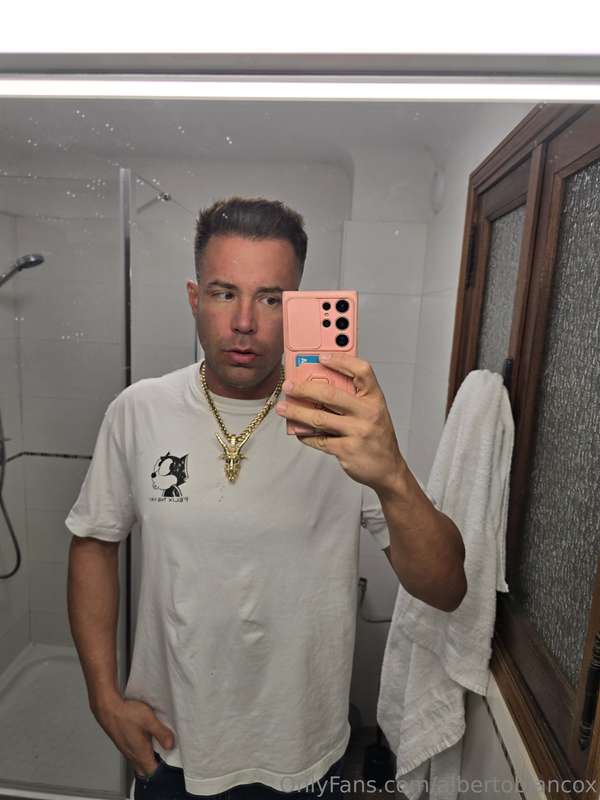 Tengo regalos exclusivos SOLO para mis fans fieles que siemp..