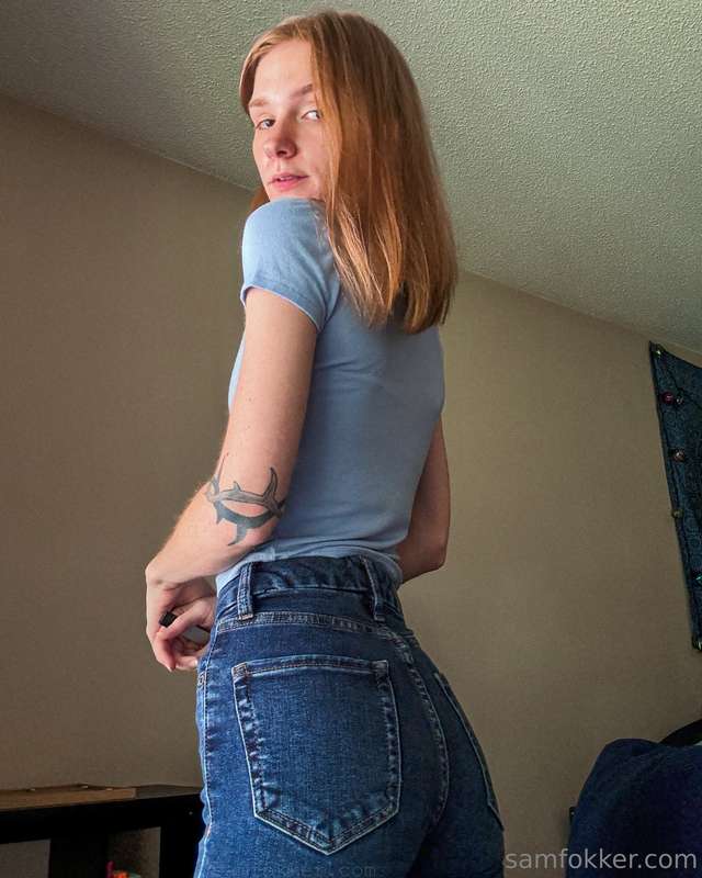 My outfit today 🥹 👖 the jean didn't last long though tbh 4