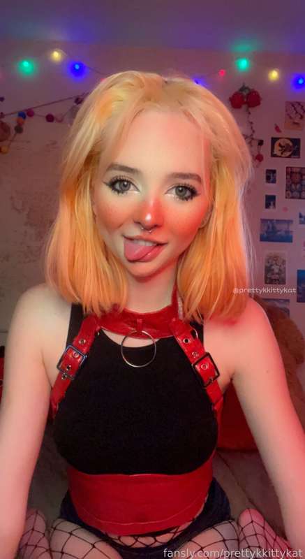 Prettykkittykat - Fansly - 07 Oct, 2022 5