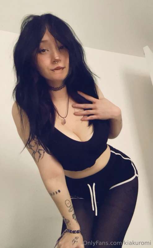 Kiakuromi - Onlyfans - 13 Apr, 2024 7