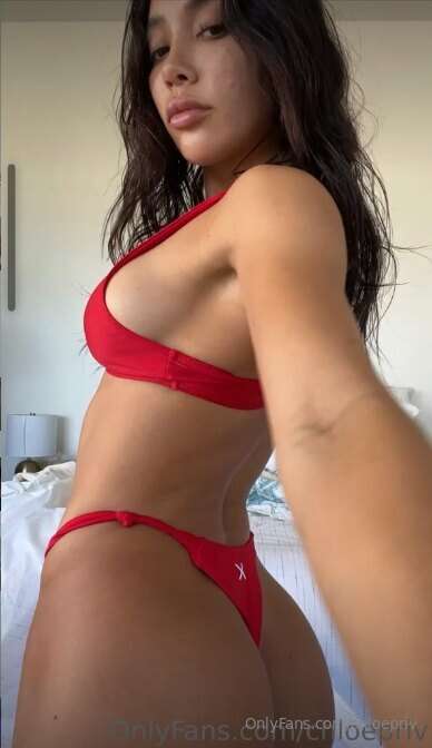 Is it the bikini… or the way I wear it that’s got you starin..