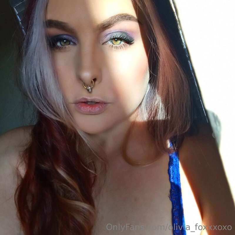 I just love this soft sunny Sunday lighting, don't you?  #al..