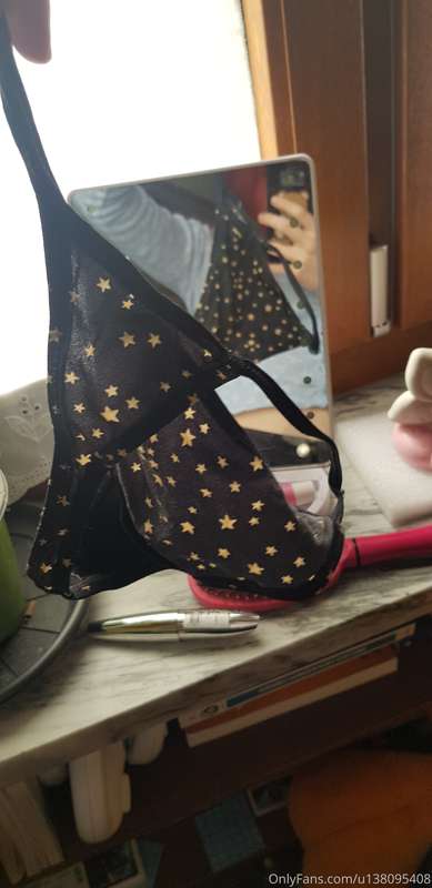 Vendo questo perizoma chi è interessato mi scriva in chat😈