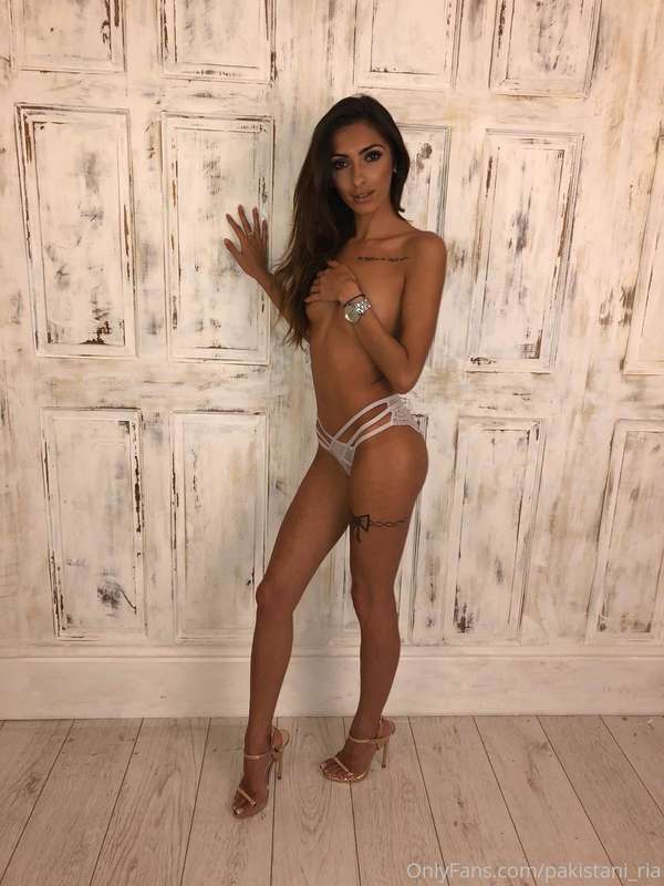 Pakistani_Ria - Onlyfans - 02 Jan, 2020