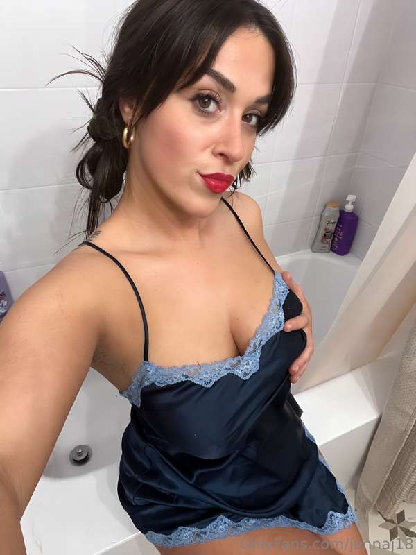 What do we think of the blue? Pre injury 