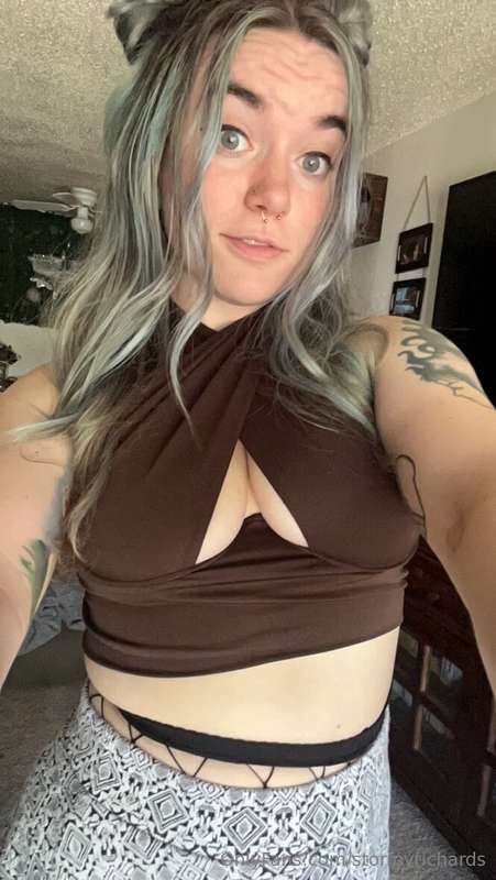 This shirt is goof for flashing people quickly 😛