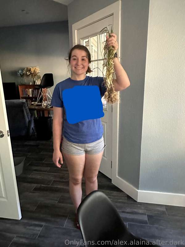 Alaina is back with another garden update! We've harvested g.. 5