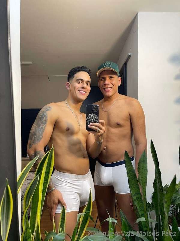 Veguerovzla - Onlyfans - 2025-04-04T04:27:05