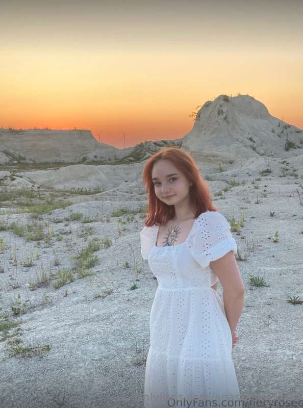 🔥FREE🔥FREE🔥FREE🔥@fieryrosee is so lonely. She needs YOU❤️😘🔥S.. 1