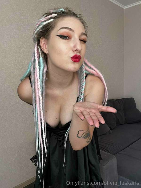 The difference between sex and love is that sex relieves ten..