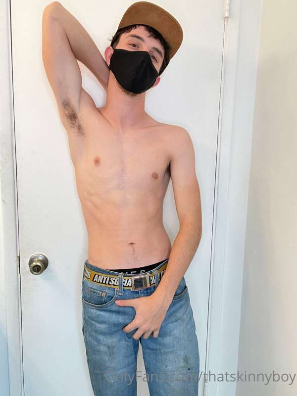 My birthday is in 5 days, does anyone want to buy my a gift?.. 16