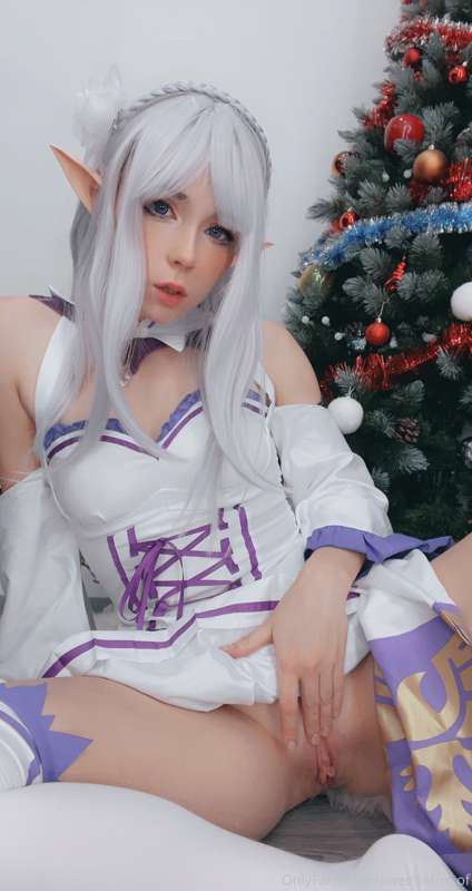 Little slutty Emilia wants your likes ❤️
*I shoot all your c..