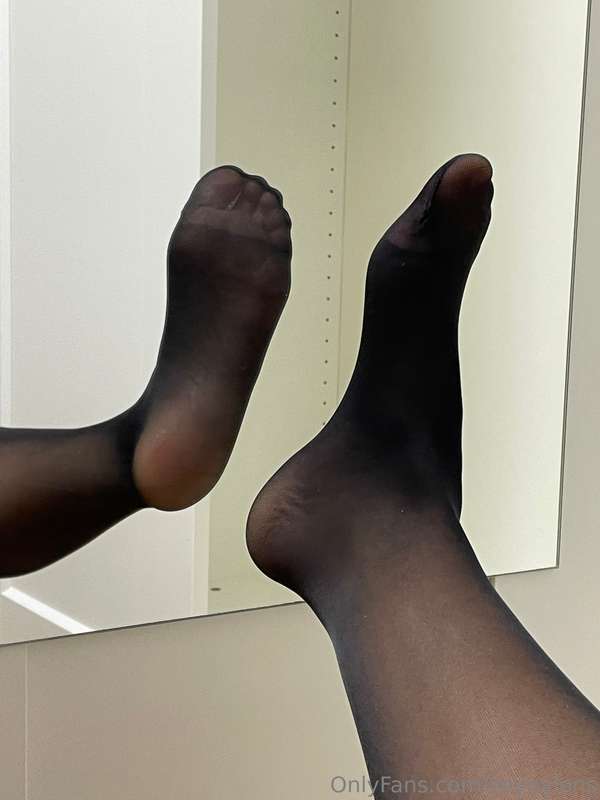 Zeynylons - Onlyfans - 12 Mar, 2025 2