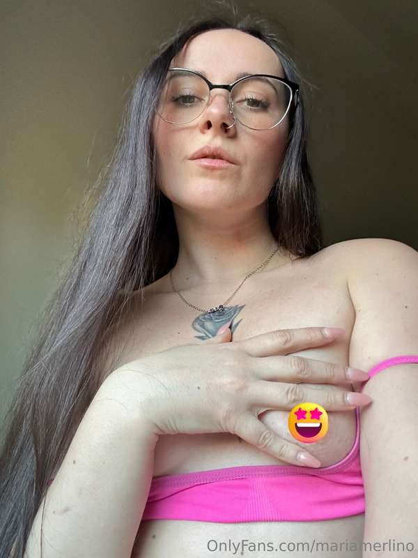 Scrivimi se vuoi vedere cosa c'è sotto🤩