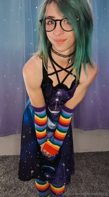 Pixiesmoxie - Onlyfans - 09 Jul, 2024 3