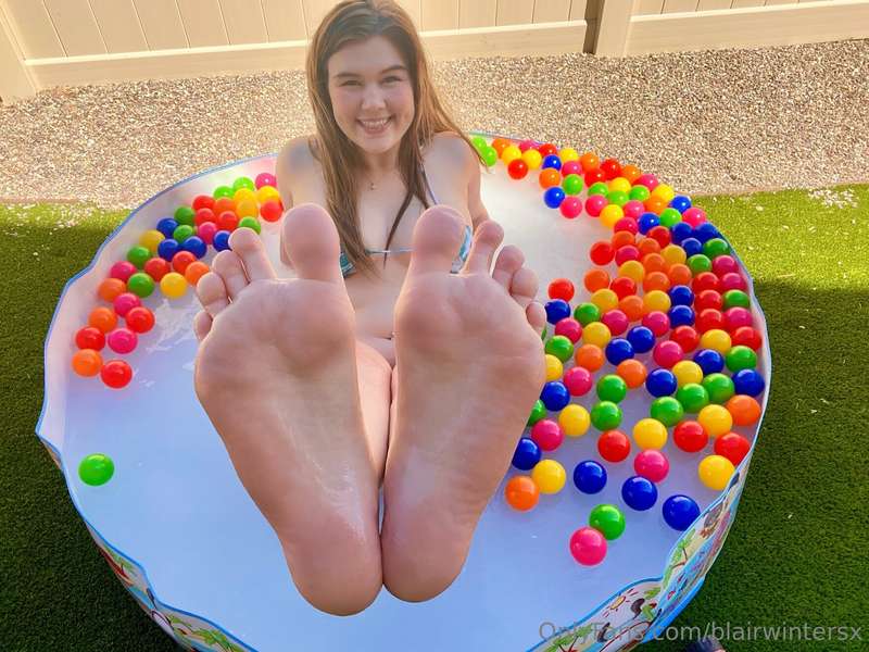 Are you into feet? 🦶🏼🦶🏼