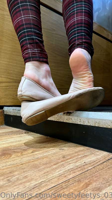 Oops, those shoes come off so easily! 5