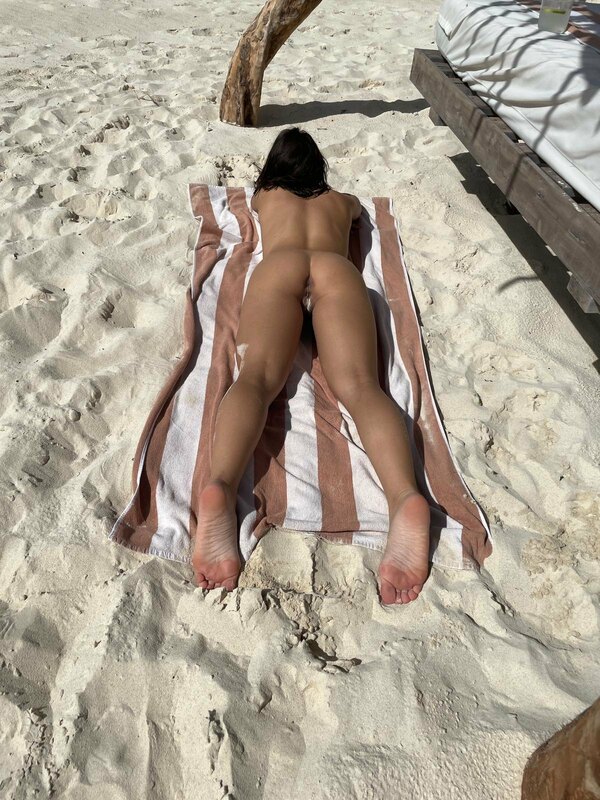 I’m home and In quarantine mode from my vacay wishing I was .. 2