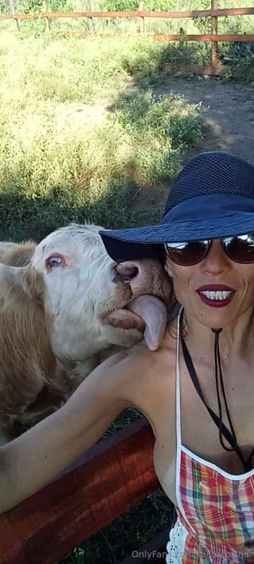 el Chapu 🐮#lagranjadetalita 2