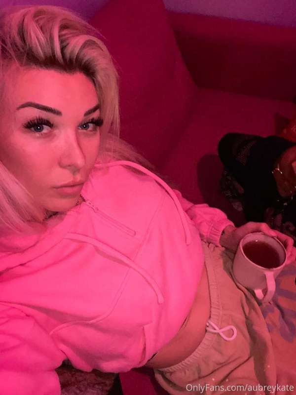 Aubreykate - Onlyfans - 24 Mar, 2020