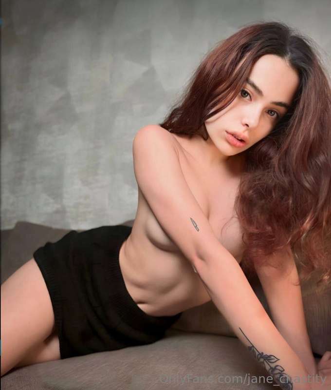 @wednesday_add 𝚘𝚞𝚝𝚐𝚛𝚘𝚠𝚗 𝚊𝚗𝚍 𝚛𝚎𝚊𝚍𝚢 𝚝𝚘 𝚙𝚕𝚊𝚢 𝚍𝚒𝚛𝚝𝚢 𝚐𝚊𝚖𝚎𝚜 😈👌🏻👈🏻 ..
