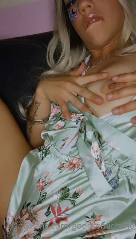 Ni 𝘀𝗶𝗾𝘂𝗶𝗲𝗿𝗮𝘀 te imaginas lo que me 𝗮𝗽𝗲𝘁𝗲𝗰𝗲 hacerte esta noch.. 19